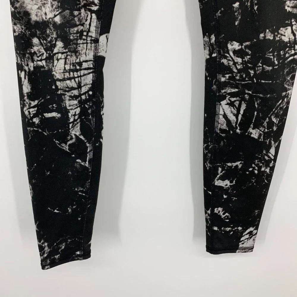 ALO Leggings Black White Marbled Tie Dye Mid Rise Full Length_5